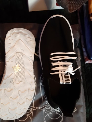 Nagelneue herren laufschuhe - nagelneue, herren-laufschuhe